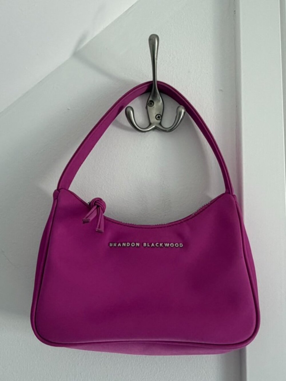 Brandon Blackwood Syl Bag in FUCHSIA NYLON